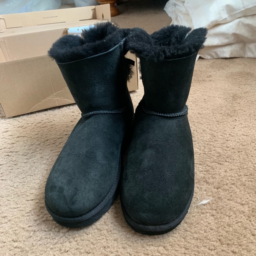 Black Bailey Bow Ugg Boots